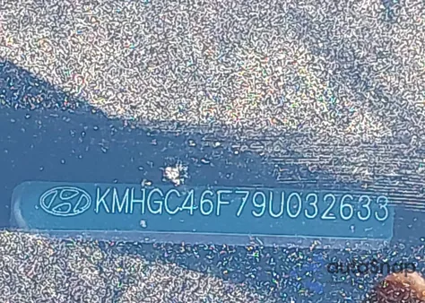 2009 Hyundai Genesis 4.6 z USA, uszkodzony, nr VIN KMHGC46F79U032633